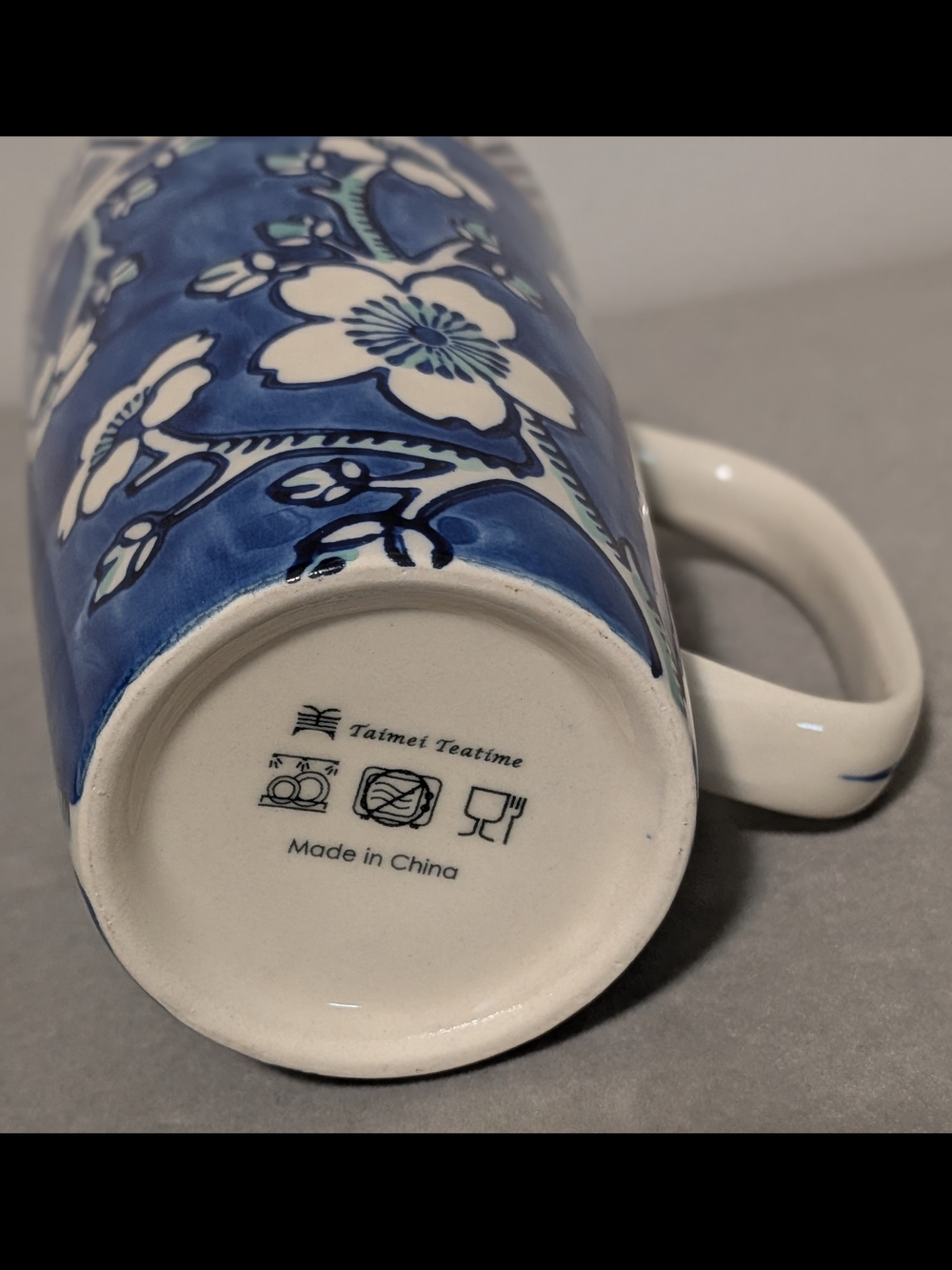 Blue Floral Ceramic Travel Mug with Lid - Ceramic - Picture 6 of 8